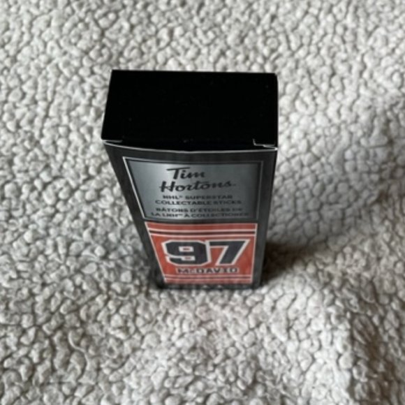 Tim Hortons NHL Limited Edition CONNOR McDAVID No 97 Mini Hockey Stick & Locker - Picture 6 of 12